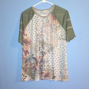 NWOT Ladies Top
